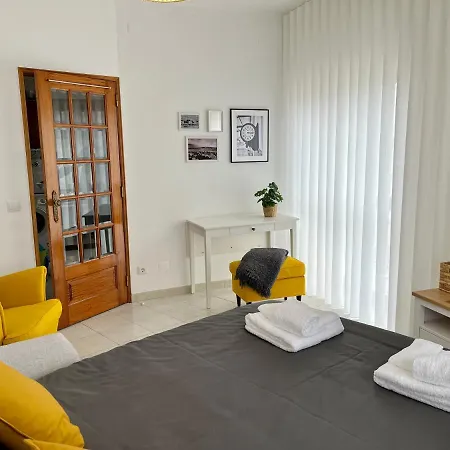 Casa Da Estacao_sao Martinho Do Porto * ساو مارتينهو دو بورتو